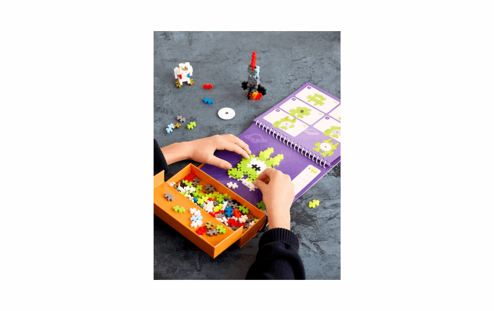 Plus Plus Activity Pad - Space - The Jigsaw Cellar