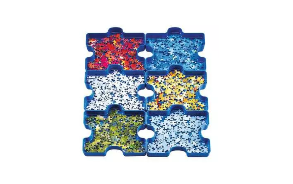Ravensburger sorting trays for puzzles in six compartments for easy organization of jigsaw pieces